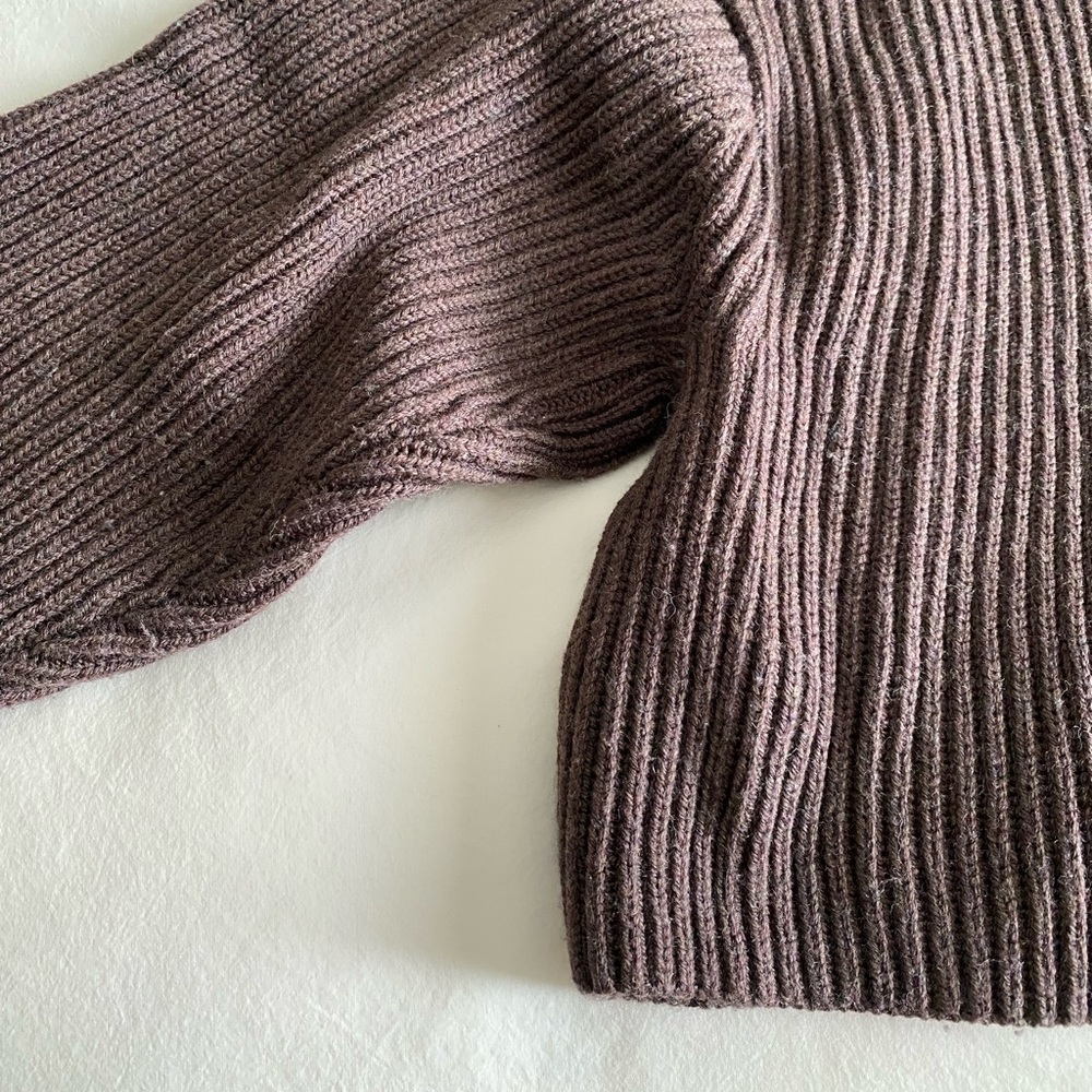 Aritzia Babaton Guell Merino Wool Cropped Sweater - Picture 3 of 8